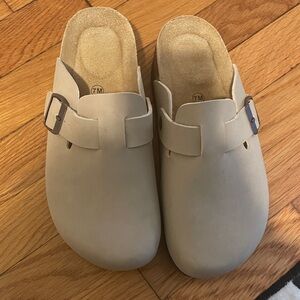 Cream Slip-On Clogs
